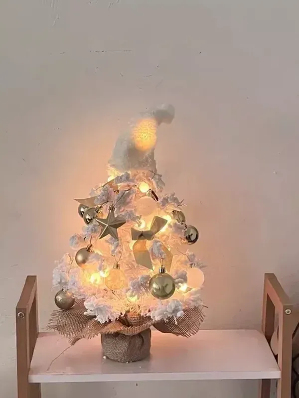 Movable LED Christmas Tree with Desktop Ornaments for Home Decoration photo review