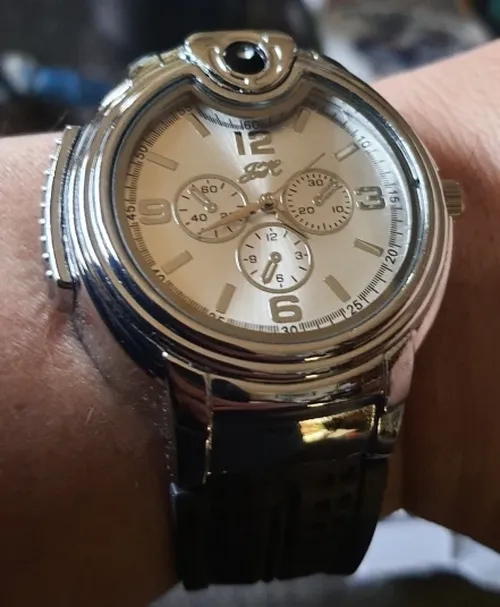 Multifunctional Refillable Watch with Built-In Gas Lighter photo review