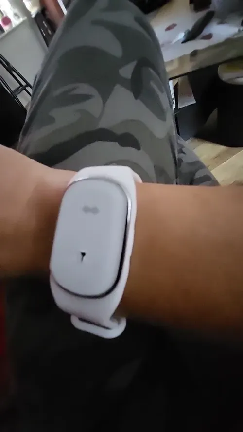Natural Repellent - Ultrasonic Anti-Mosquito Wrist Band (W/ 3-Block Modes) photo review