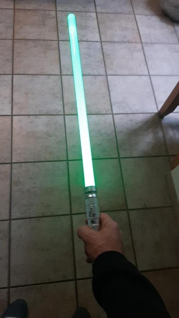 Neopixel Lightsaber photo review