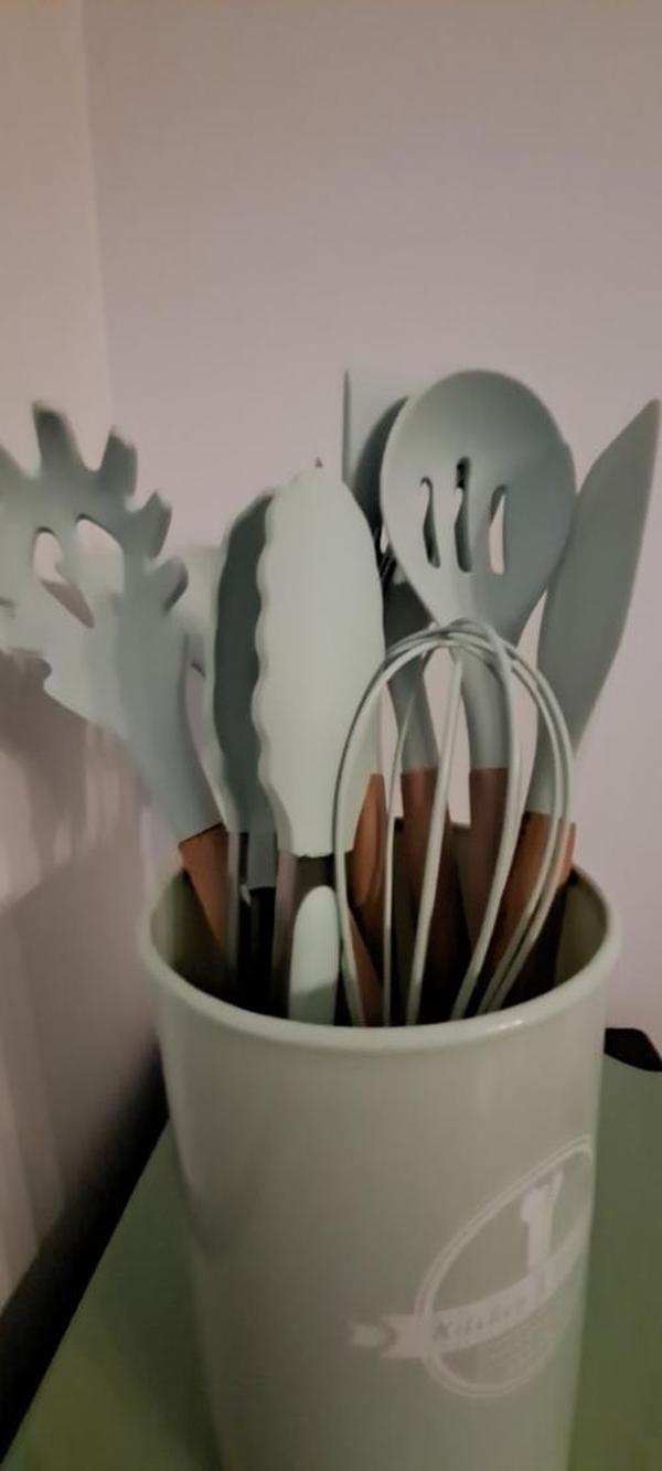 Non-Stick Kitchen Utensils Set with Wooden Handle and Silicone Heads photo review