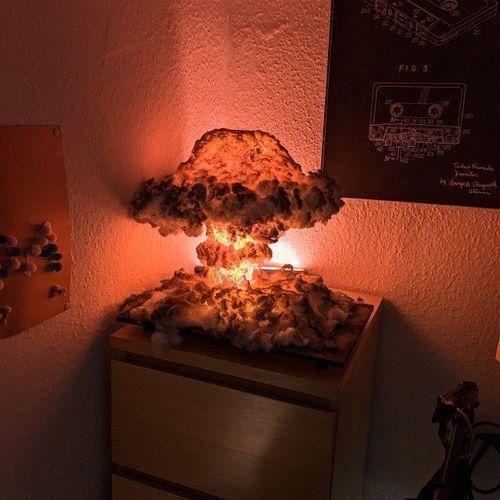 Nuclear Explosion Mushroom Cloud Model Lamp photo review