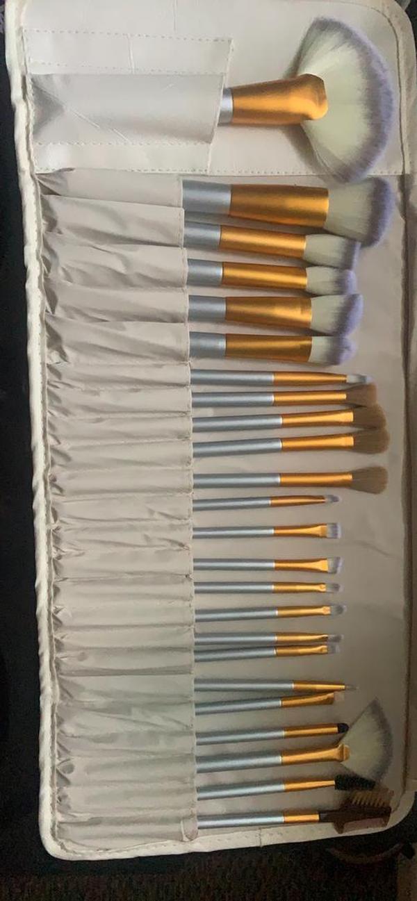 Ocean Blue 24 Piece Brush Set photo review