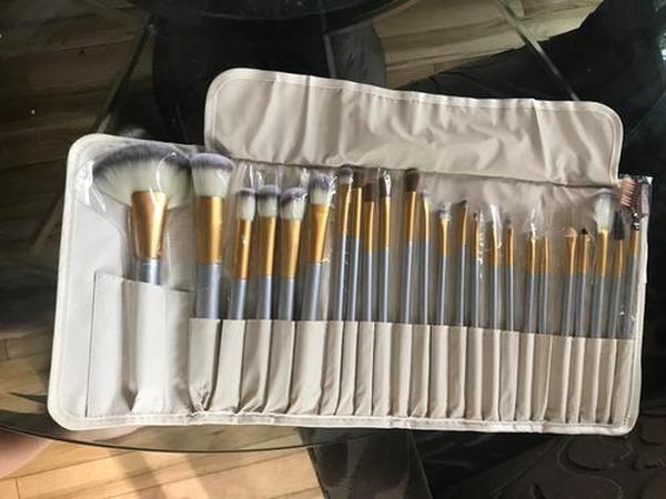 Ocean Blue 24 Piece Brush Set photo review