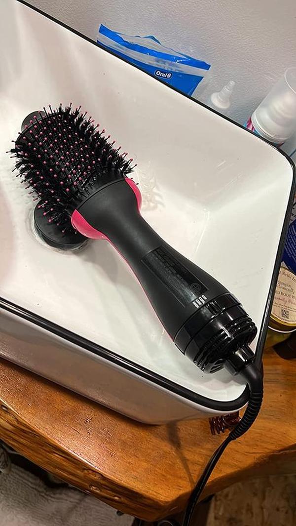 One-Step Electric Hair Dryer Comb Multifunctional Comb Straightener Hair Curling photo review