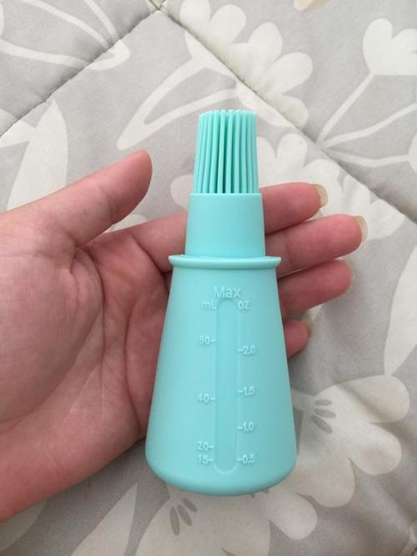 Opaque Silicone Oil Brush for Barbecue and Cake Baking photo review