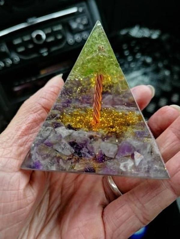 Orgonite Tree of Life Peridot Pyramid photo review