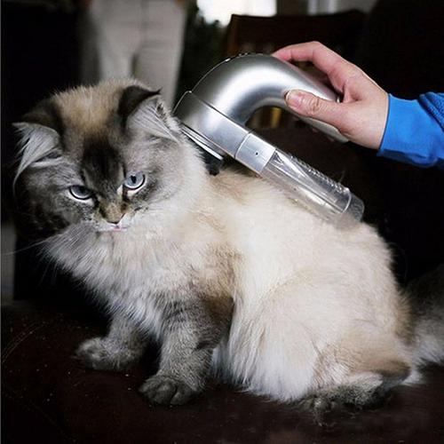 Pet Vacuum Groomer