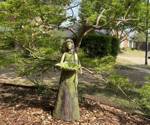 Plastic Girl Statue Garden Decoration photo review