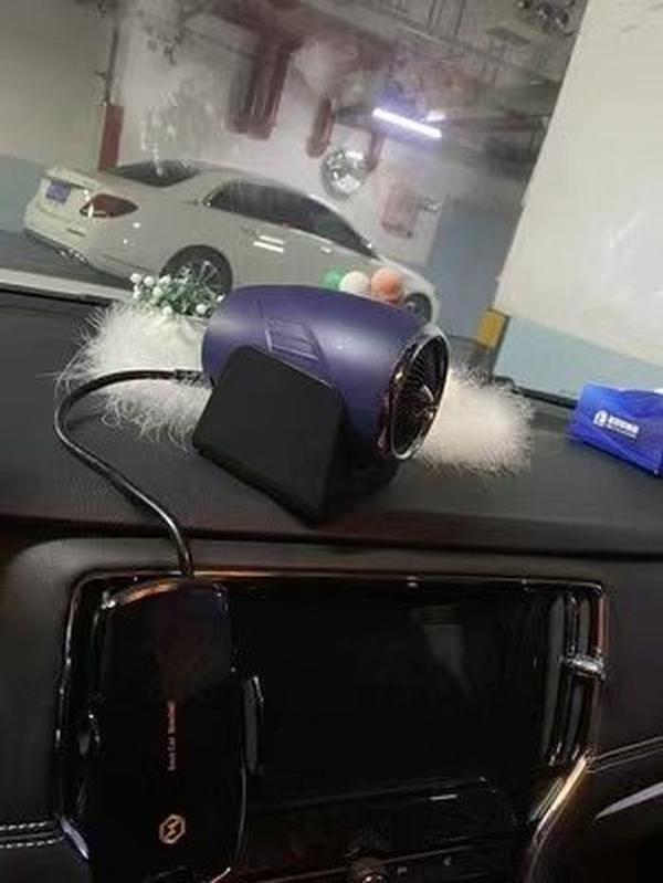 Portable 12V 120W Car Heater for Quick Defrosting and Defogging photo review