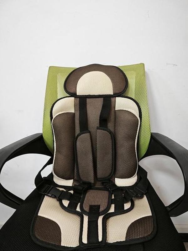 Portable Booster Seat Baby Car For Travel, Suitable for Children 3-12 Years photo review