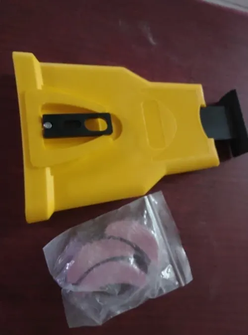 Portable Chainsaw Sharpener with Whetstone for Quick Blade Grinding photo review