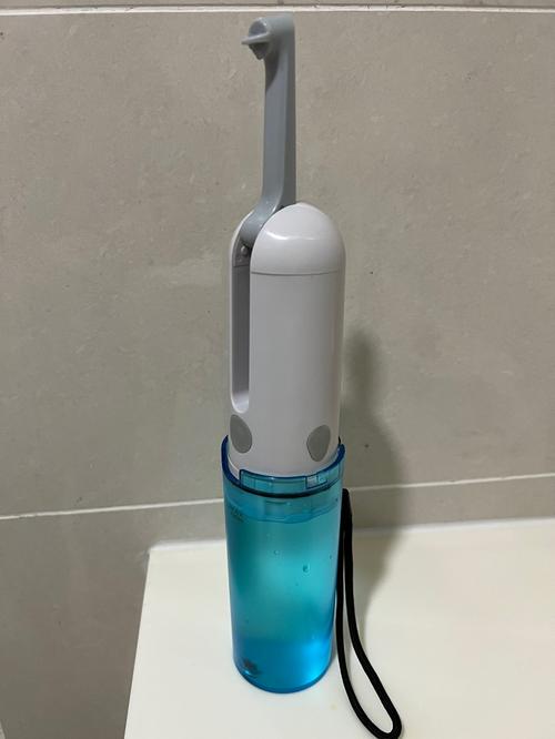 Portable electric sprayer for personal hygiene, handy when traveling photo review