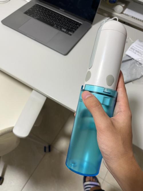 Portable electric sprayer for personal hygiene, handy when traveling photo review