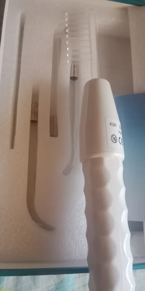 Portable High Frequency Facial Wand for Acne and Skin Care photo review