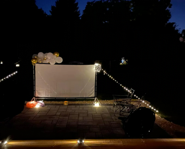 Portable Outdoor Movie Projector Screen 60 Inch to 150 Inch photo review