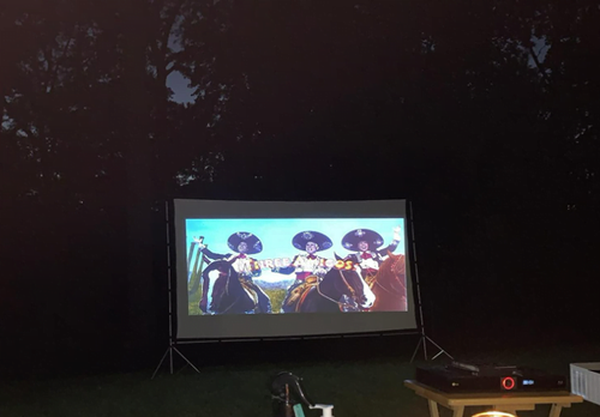 Portable Outdoor Movie Projector Screen 60 Inch to 150 Inch photo review