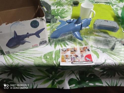 RC Shark Toy 2.4G - Realistic Swimming Shark photo review