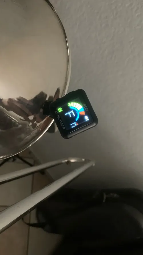 Rechargeable Clip-On Tuner for Guitar, Bass, Violin, Ukulele photo review