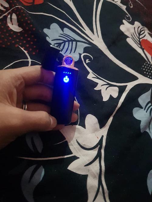 Rechargeable Touch-Sensitive Flameless Cigarette Lighter photo review