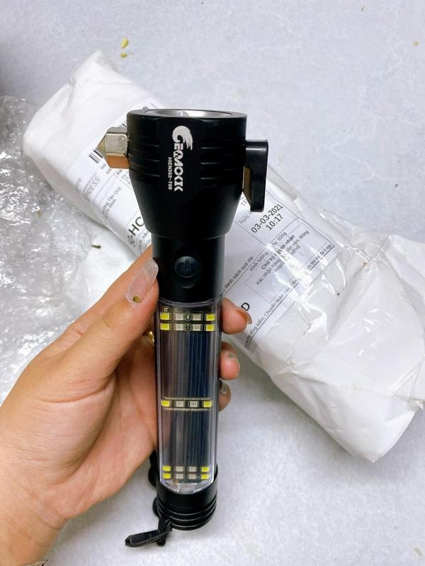 Solar Powered Survival Flashlight photo review