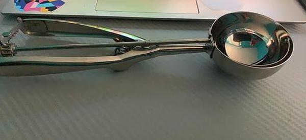 Stainless Steel Ice Cream Scoop with Trigger photo review