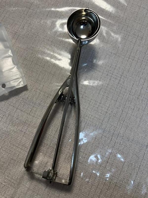 Stainless Steel Ice Cream Scoop with Trigger photo review