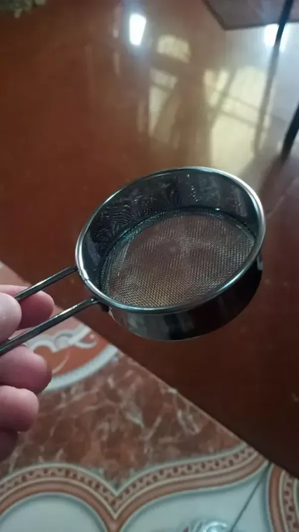 Stainless Steel Mesh Strainer Flour Sifter Kitchen Tools photo review