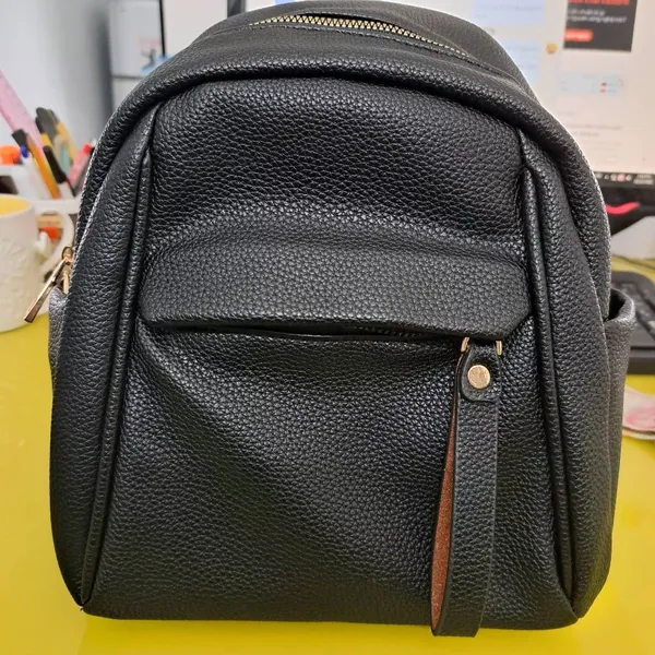 Style Trendy Leather Backpack for Women photo review