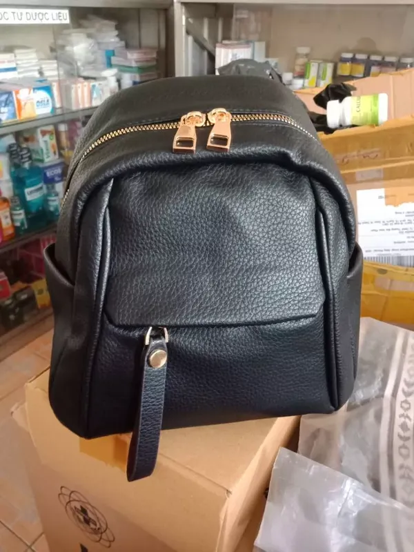 Style Trendy Leather Backpack for Women photo review