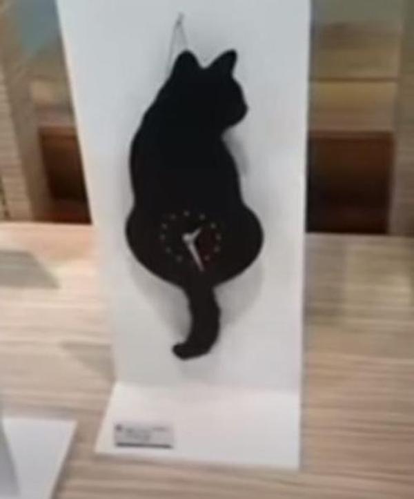 Swinging Tail Pet Wall Clock, Tail Moving Cat Wall Clock photo review