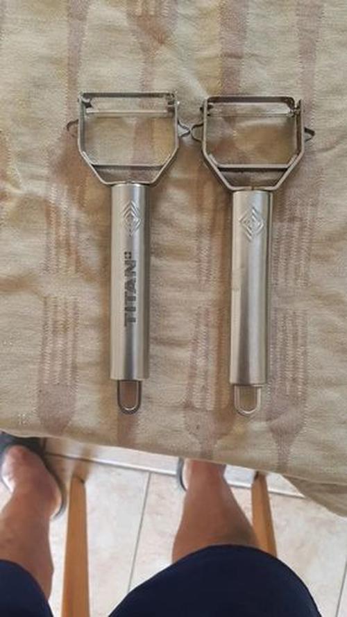 Titan Kitchen Peeler, 3-piece Stainless Steel Peeler Plastic Scraper Set photo review