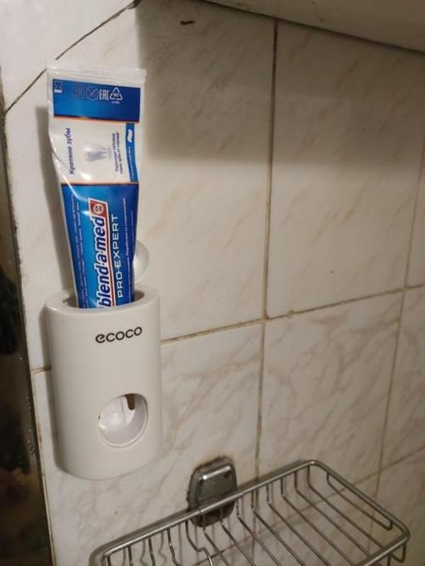 Toothpaste Press - Automatic Toothpaste Dispenser photo review