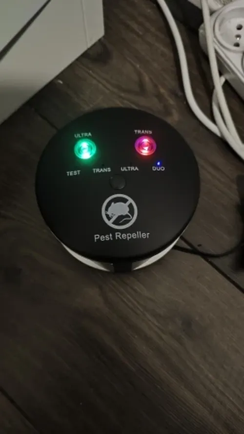 360° Ultrasonic Pest Repeller for Rodents, Insects, and Squirrels photo review