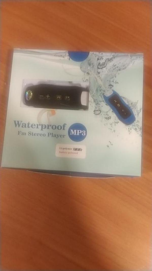 Waterpods - Music Player Specialized For Swimmers photo review