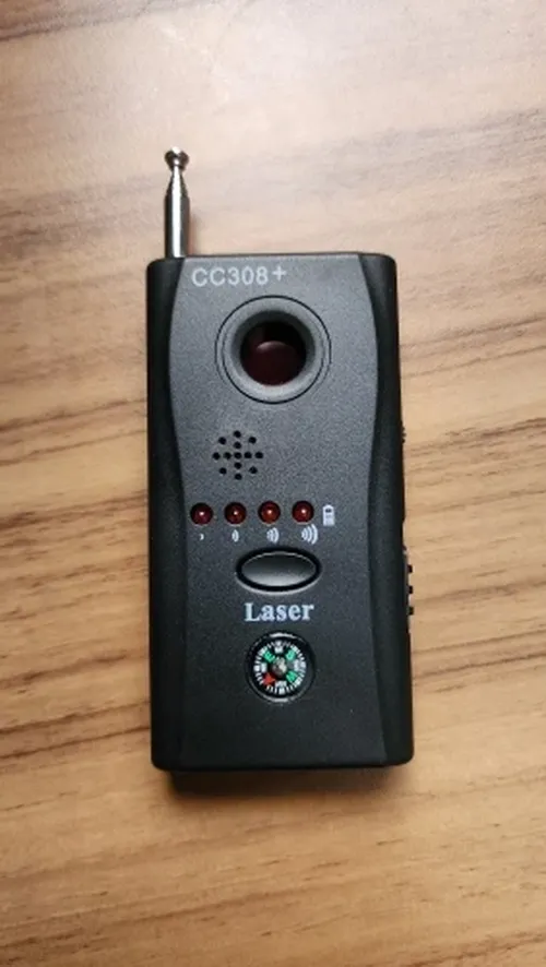 Wireless Signal and Hidden Camera Detector CC308+ photo review
