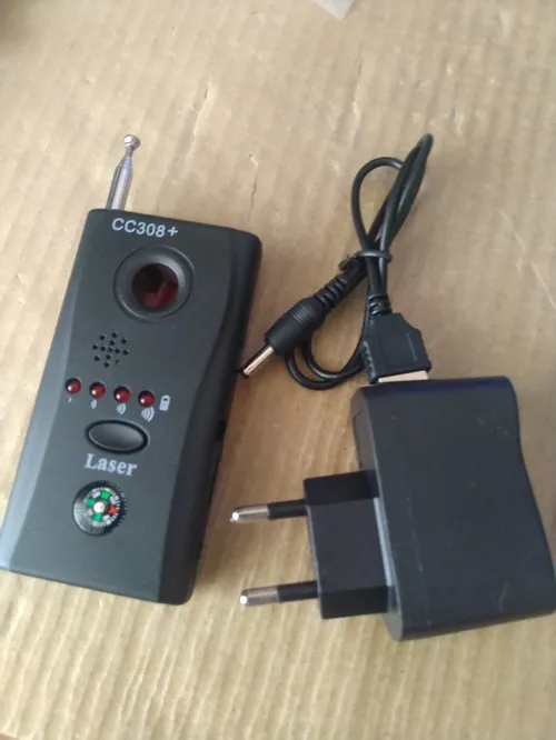 Wireless Signal and Hidden Camera Detector CC308+ photo review